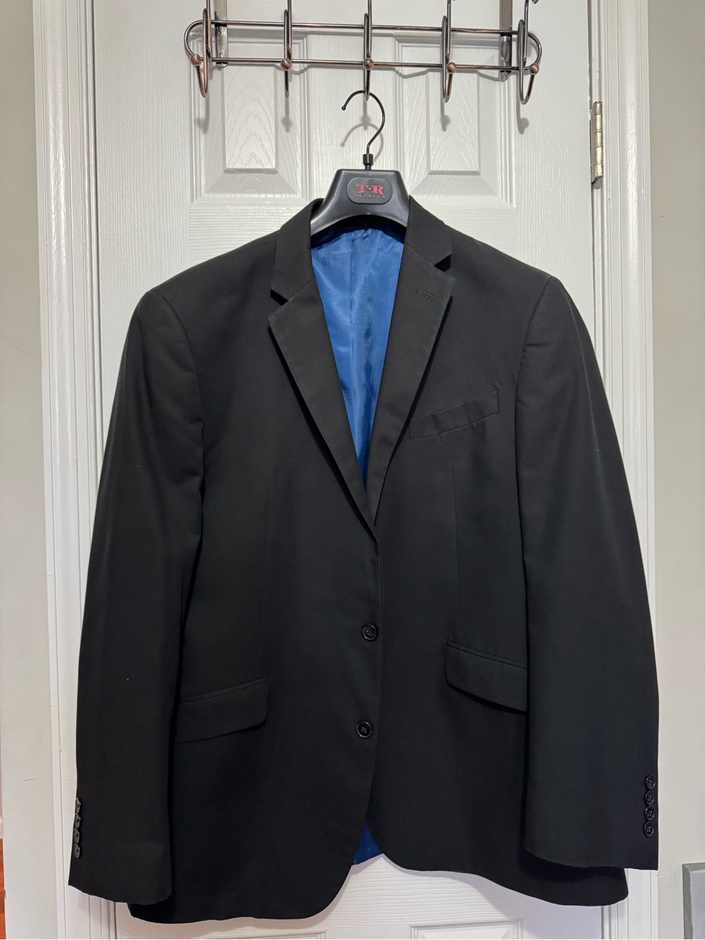 Men's Black Two-Button Notch Lapel Blazer - Unbranded
